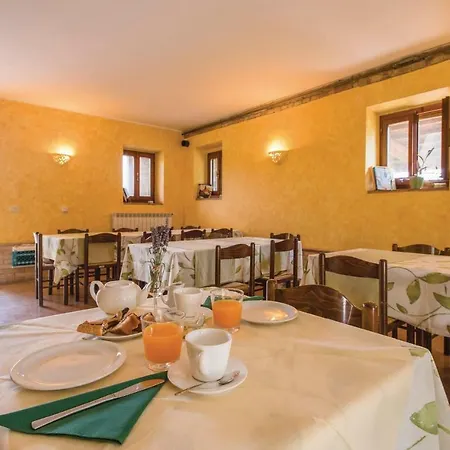 Hébergement de vacances Five-bedroom Holiday In Fermo Fm Monterubbiano