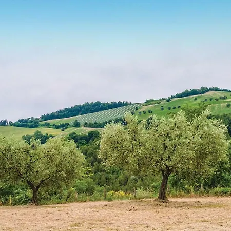 Hébergement de vacances Five-bedroom Holiday In Fermo Fm *
