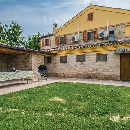 Five-bedroom Holiday In Fermo Fm Hébergement de vacances